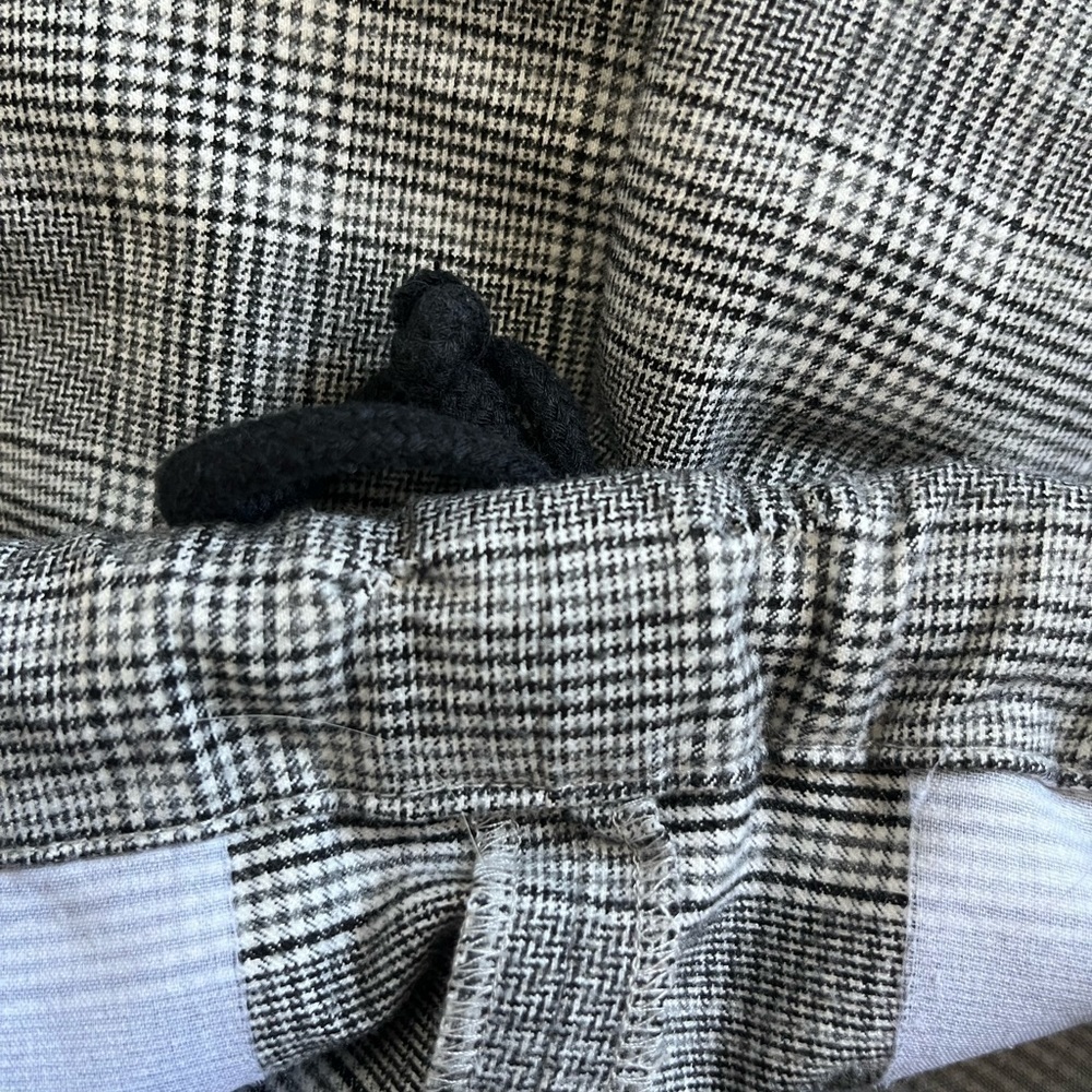 Aritzia Babaton Jimmy Plaid Pant in Herringbone - Picture 11 of 16